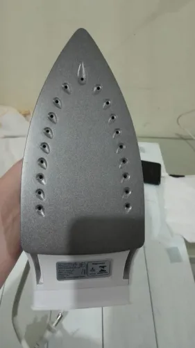Ferro de passar roupa
