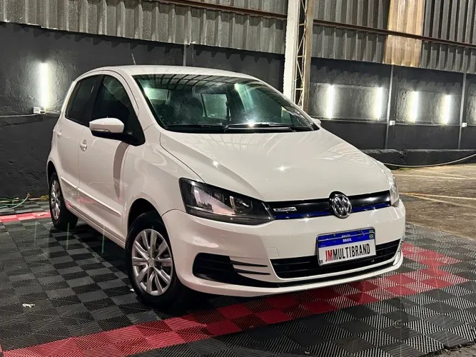 Volkswagen Fox Bluemotion 1.0 MI Total Flex 12V 5P 2015