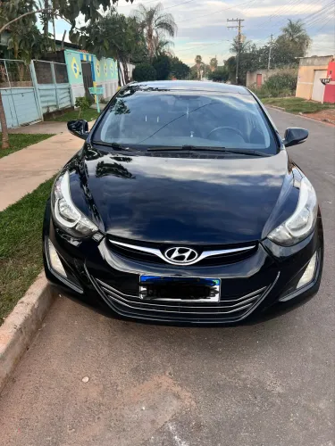 Hyundai Elantra GLS 2.0 16V Flex Aut. 2015