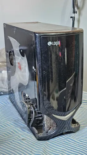 Gabinete Gamer Antigo
