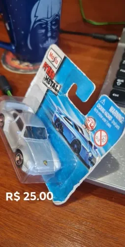 Maisto Fresh Metal - Porsche 959 - Escala 1:64