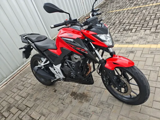 CB 300f Twister