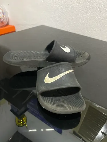 Chinelo Original Nike - 39 BR (Seminovo)