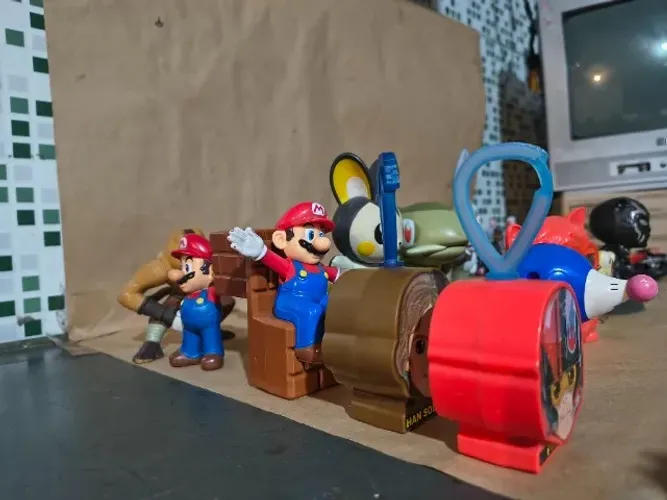 BRINQUEDOS MAC DONALDOS