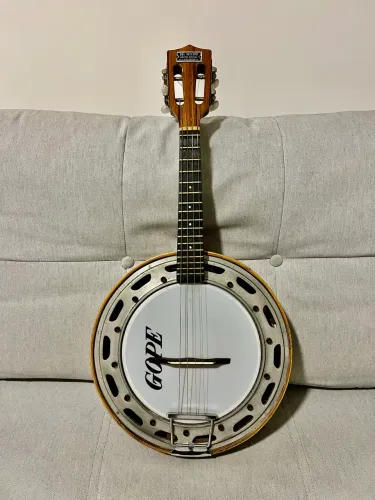 Banjo Del Vecchio