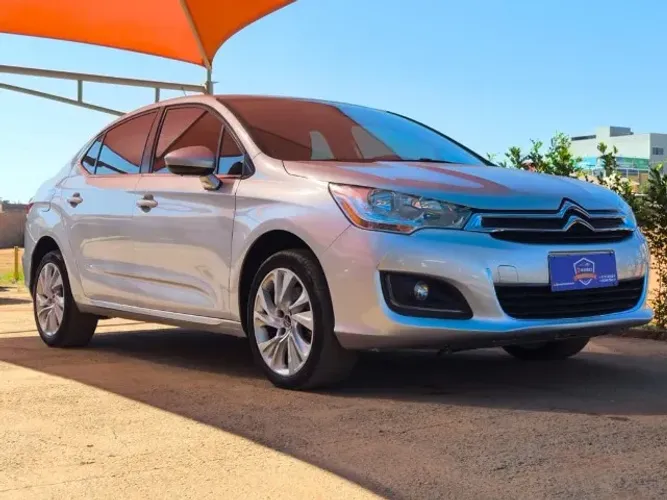 Citroen C4 Lounge Tendance 1.6 Turbo 4P AUT 2015