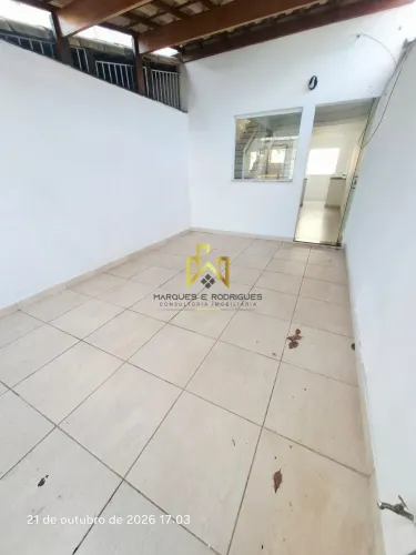 Excelente Casa Individual para Locação - Bairro Rio Branco