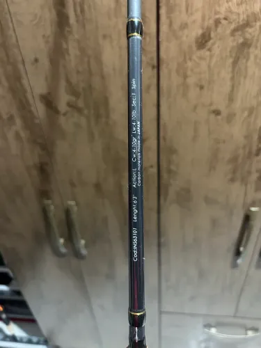 Vara Lumis Intense Im8 6'3 4-10lb 1,92m - Molinete