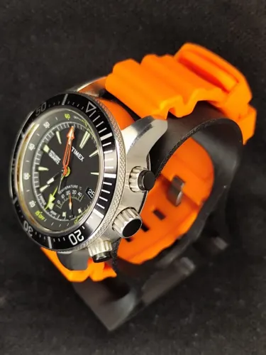 Timex Intelligent Quartz Depth Gauge (T2N810) - Full Set