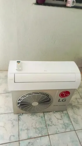 Ar condicionado LG dual inverter Voice 12 mil BTUs