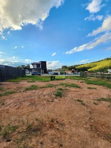 Terreno Plano de 360 m² no Ecoville I | Projeto Aprovado para Casa com 4 Suítes