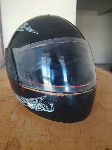 Capacete de moto 