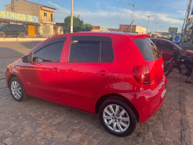 Volkswagen Fox 1.0 MI Total Flex 8V 5P 2012