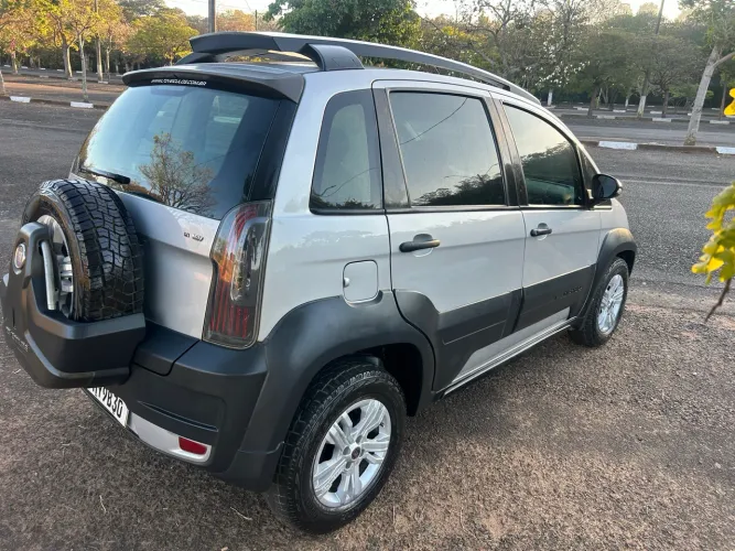 Fiat Idea Advent./ Adv.locker 1.8 MPI Flex 5P 2013