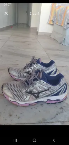TENIS MIZUNO CINZA 36