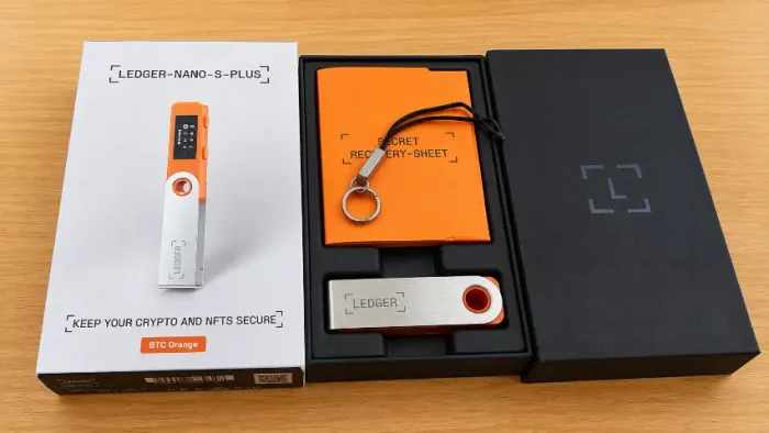 Ledger Nano S Plus BTC Orange Original + Caixa | Cold Wallet