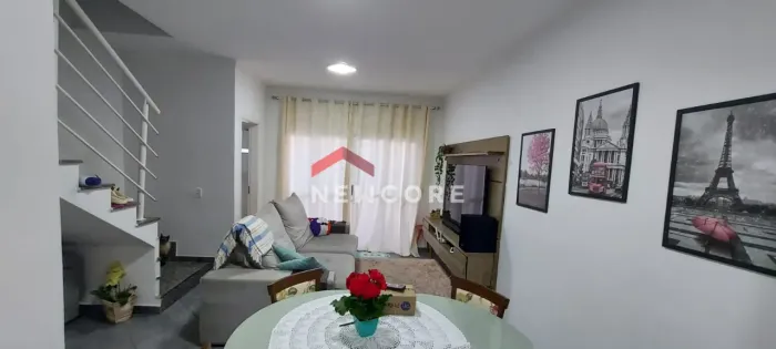 Casa de condomínio em Avenida Estevan Corbani - Jardim Santa Maria - Jacareí/SP
