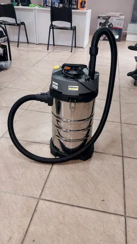 Aspirador de pó 30L 1600w Inox Karcher (Novo/Loja)