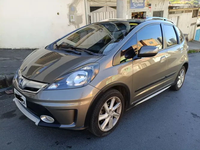 Honda Fit Twist 1.5 Flex 16V 5P Aut. 2013
