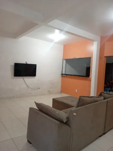 Casa grande com varanda 2 andares