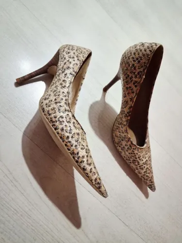 Scarpin Dumond número 37