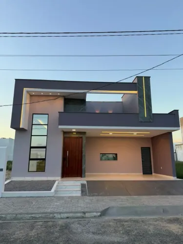 Casa em Condomínio à venda!