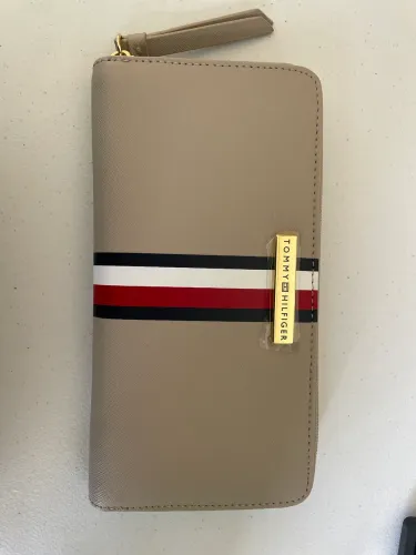 arteira Tommy Hilfiger Original - Nova (Nunca Usada)