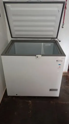 freezer consul 309L em ótimo estado