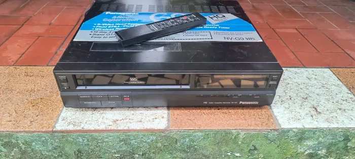 Vídeo cassette Panasonic g9 retirada de peça ler anuncio