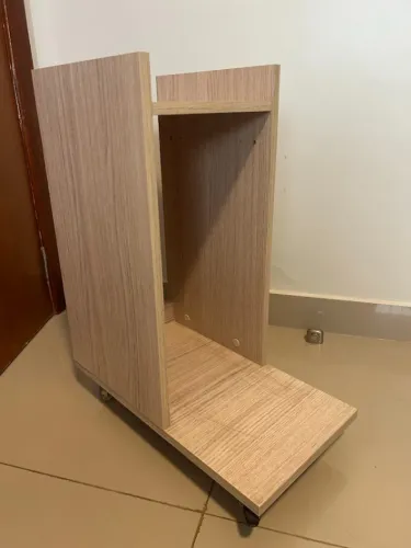 Suporte de CPU com Rodinhas MDF Carvalho - Serve para Outros Usos
