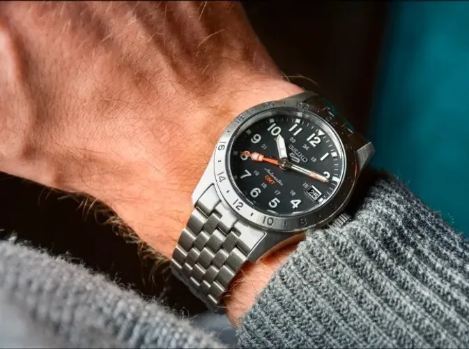 Relógio Seiko automático SSK023