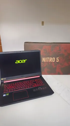 Acer Nitro 5 I5 9300 32gb ram 512SSD Gtx 1650 17.3"