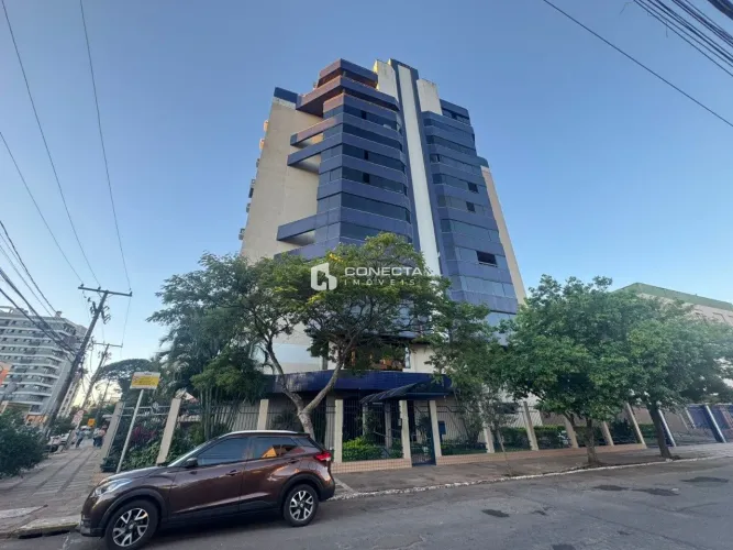 Cobertura com piscina privativa no Centro de Canoas