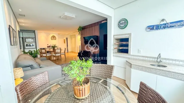 Apartamento à venda no bairro Jurerê Internacional - Florianópolis/SC