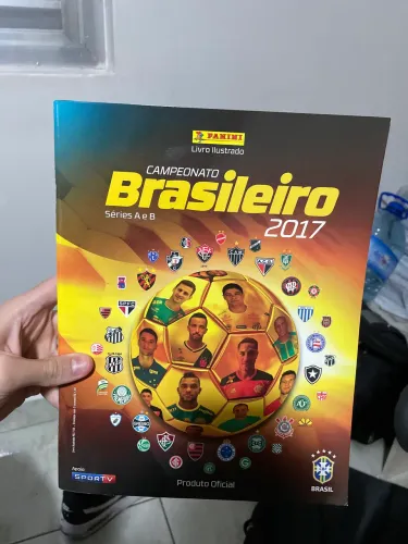 Álbum Campeonato Brasileiro 2017 - incompleto