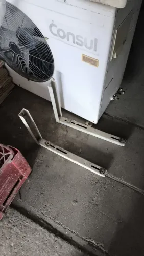 Vendo ar condicionado quente e frio 22btus. Valor 2.000 mil