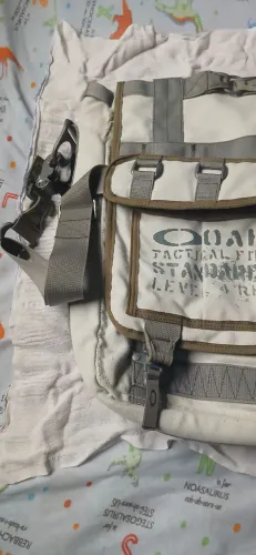 Mochila porta notebook da oakley militar 2000