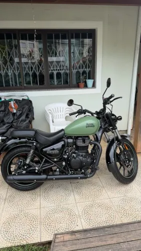 Royal Enfield Meteor 350 | A MAIS NOVA DO BRASIL | 870 km | Impecável