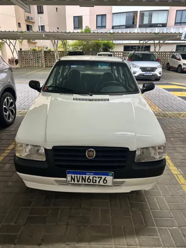 Fiat Uno Mille Celeb/celeb.econ 1.0 F.flex 4P 2013