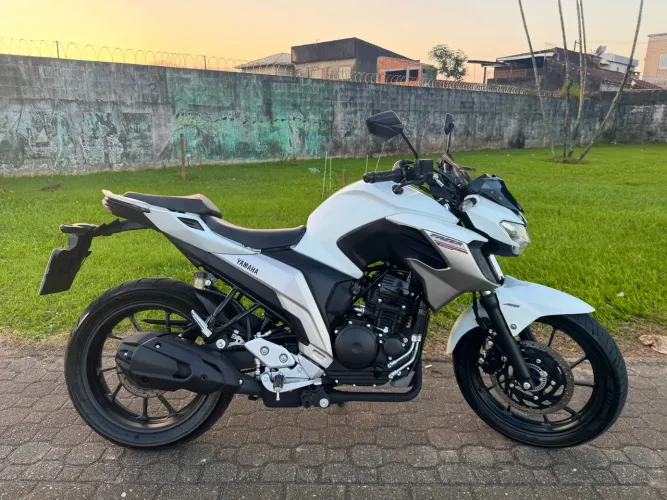YAMAHA FZ25 FAZER 250 2018 RARIDADE FINANCIO EM ATE 48X