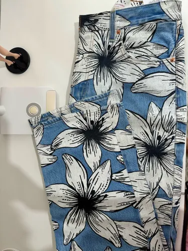 Calça farm colab com a levis