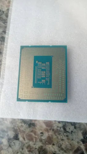 2 Processador i3 12 geração com vídeo integrado