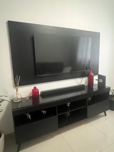 Rack Painel preto