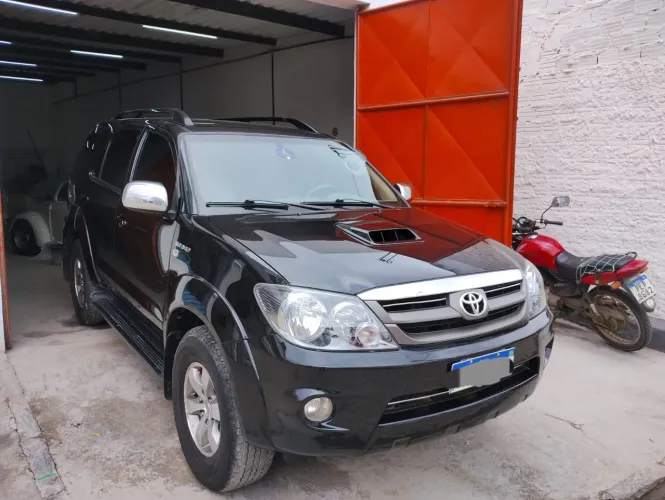 Toyota Hilux SW4 SRV D4-d 4X4 3.0 TDI Dies. AUT 2006