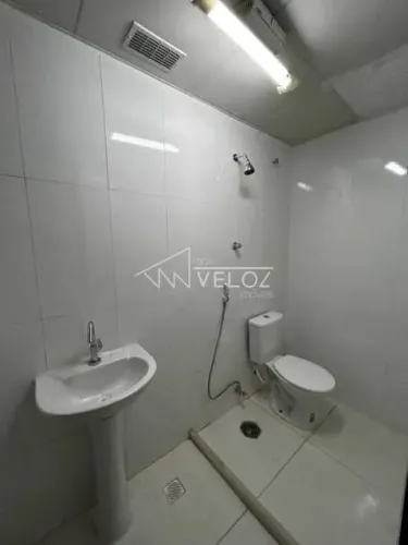 Sala - / Comercial / Centro