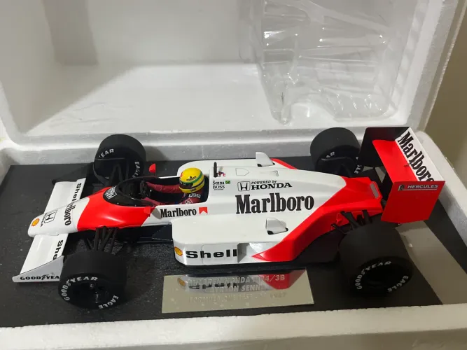 Ayrton Senna F1 Minichamps 1:18 McLaren Honda MP4/3B Formula One Test Car 1987