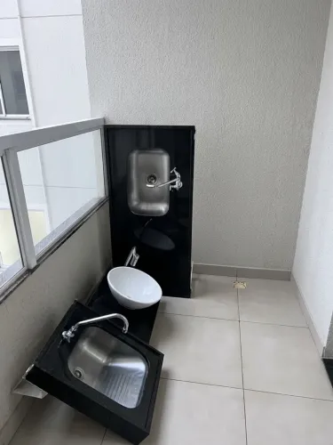 Kit de Bancadas em Granito Preto São Gabriel - Pia, Lavatório e Tanque (Nunca Usados!)