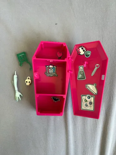 Lote de acessórios boneca Lagoona monster High classroom 