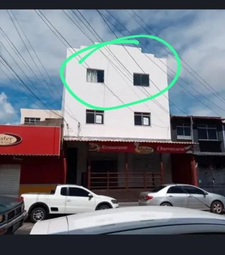 Vendo prédio térreo Restaurante Mester porte superior quatro apartamento medindo 65 mtos c