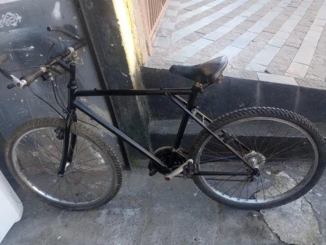 Bicicleta aro 26 pra tirar peças